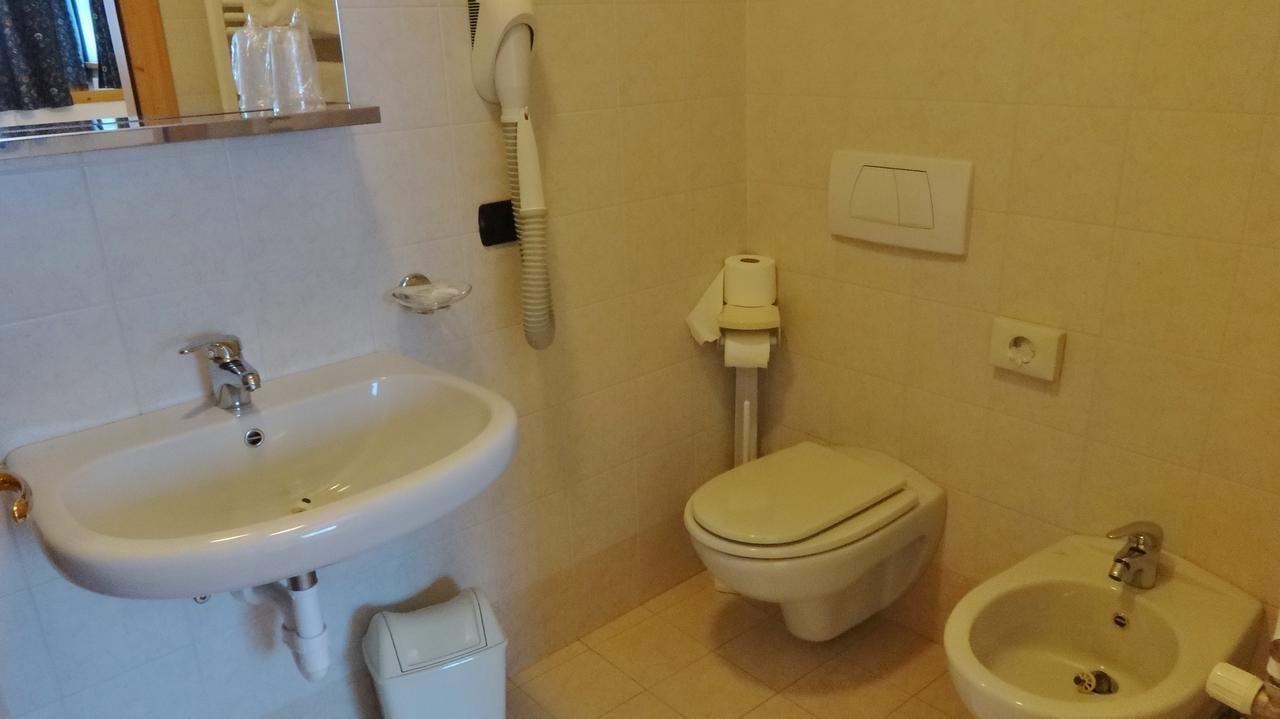 בורמיו Hotel Giardino מראה חיצוני תמונה